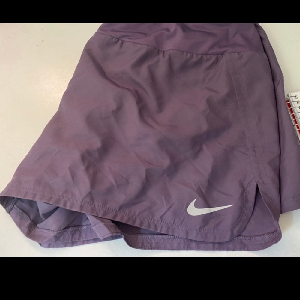 Nike XL running shorts with liner